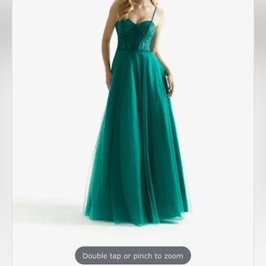 Mori Lee size 8 green Prom Dress